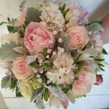 Gorgeous arrangement, Gold Coast Flowers And Hampers - Gold Coast