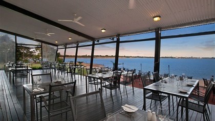 The best food coupled with a spectacular view, Pee Wee's at the Point - Darwin