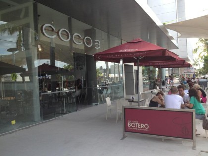 Outside seating, Cocoa Cafe - Coffs Harbour