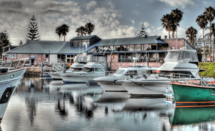 Overlook the marina, Quaylime Restaurant and Bar - Port Macquarie