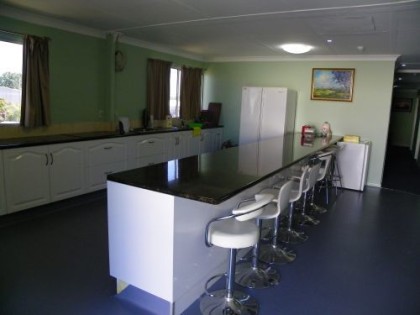 Clean and modern, Mick's Accommodation Club - Mount Isa