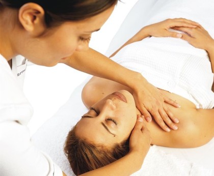 Relax and rejuvenate, outer glow beauty therapy - Gosford