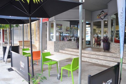 Great location, Cyclone Cafe - Darwin