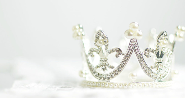 Princess or queens crown costume