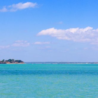 Darwin Harbour on a sunny day.jpg
